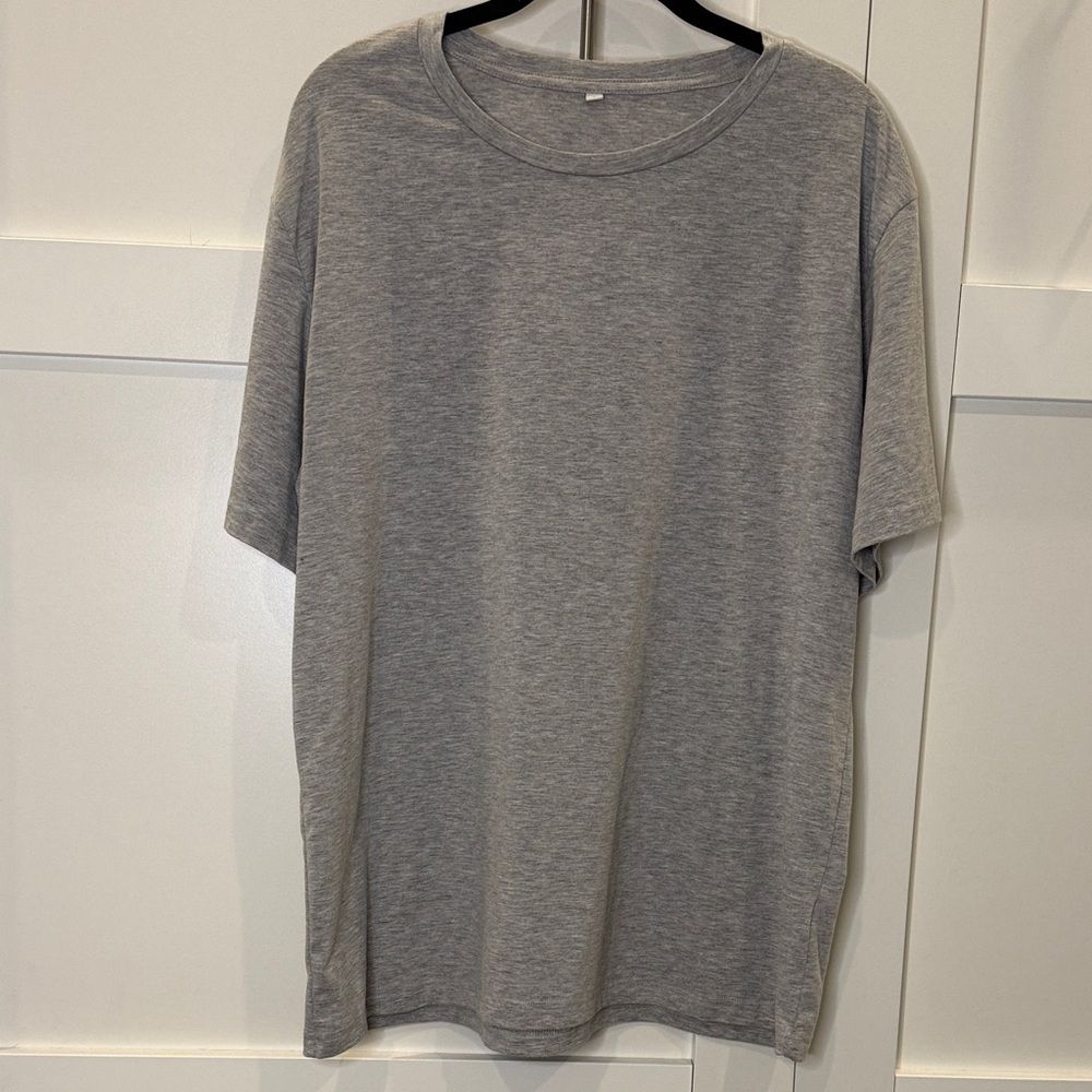 Amazon Women's Short Sleeve Tee - Heather Gray